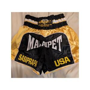 Thailand USA Thai Boxing Muay Thai Shorts Size Medium 28-32 waist